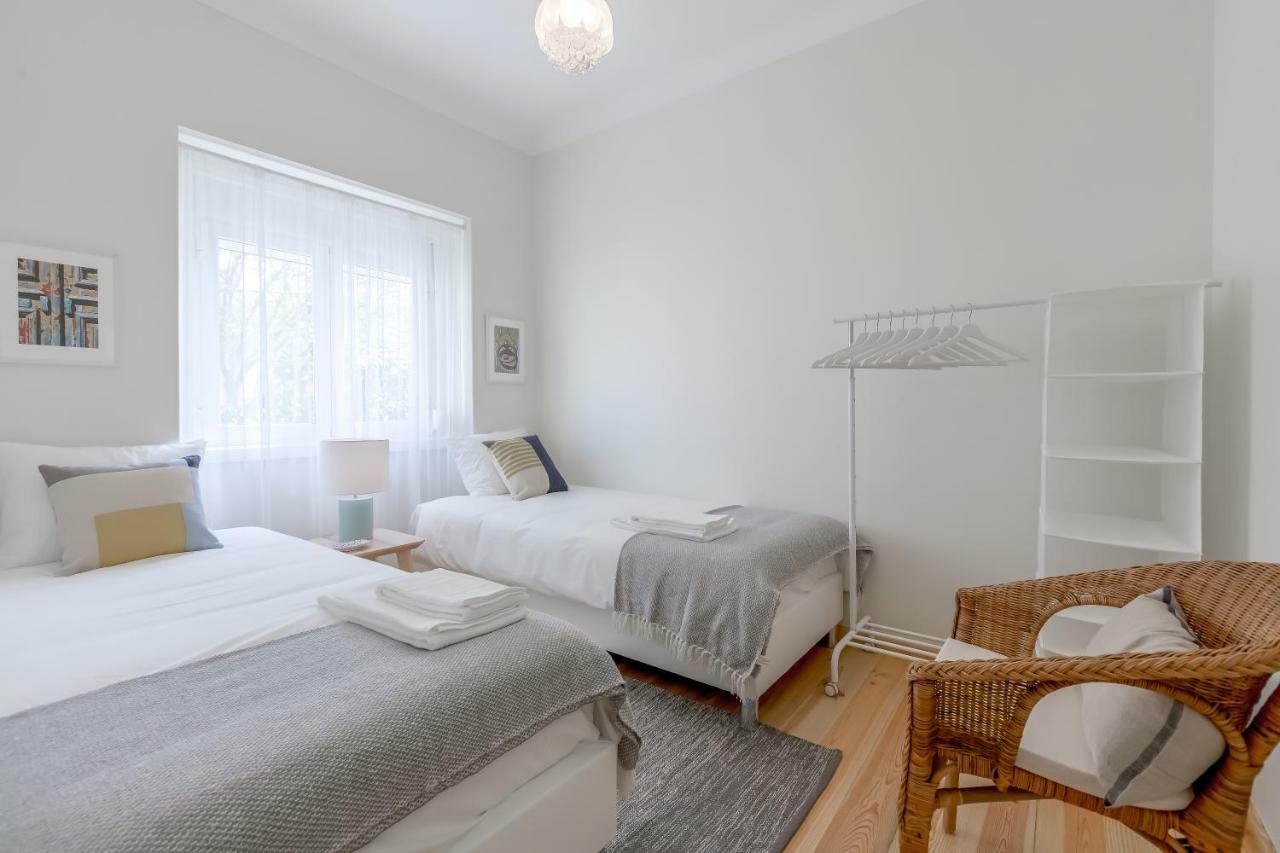 Sunny, Bright And Quiet Apartment, By Timecooler Lissabon